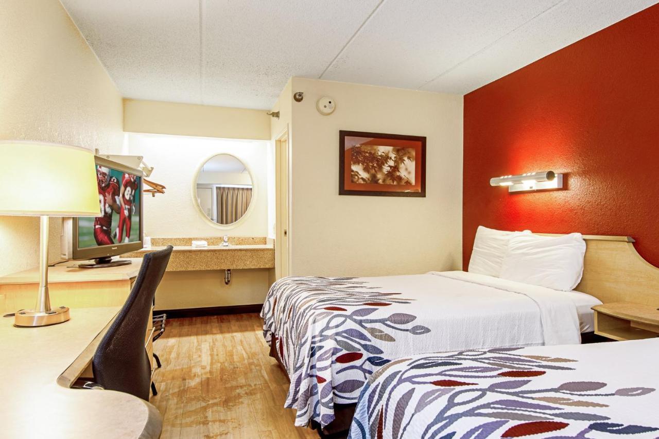 Red Roof Inn Charleston West - Hurricane, Wv Teays Valley Buitenkant foto