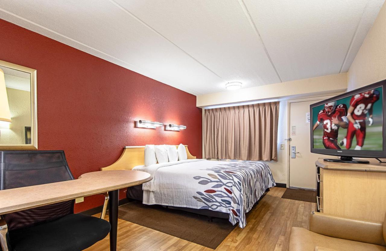 Red Roof Inn Charleston West - Hurricane, Wv Teays Valley Buitenkant foto